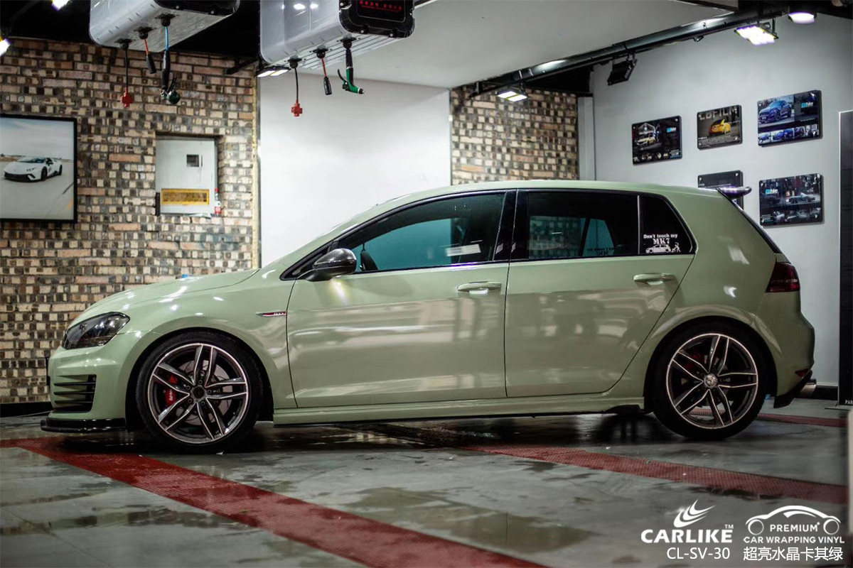 CARLIKE卡莱克™CL-SV-30大众超亮水晶卡其绿汽车改色膜铜川施工案例图
