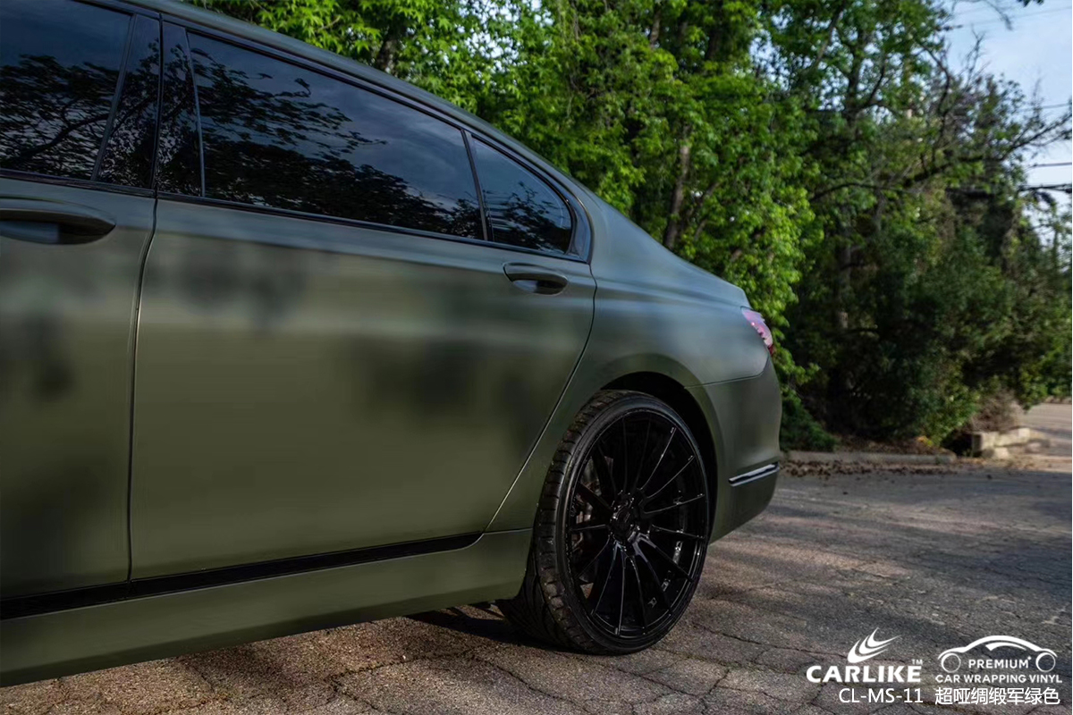 CARLIKE卡莱克™CL-MS-11宝马超哑绸缎军绿色车身改色膜常州贴膜案例图