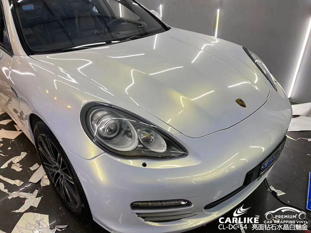 CARLIKE卡莱克™CL-DC-54保时捷亮面钻石水晶白魅金汽车改色膜亳州贴膜案例图