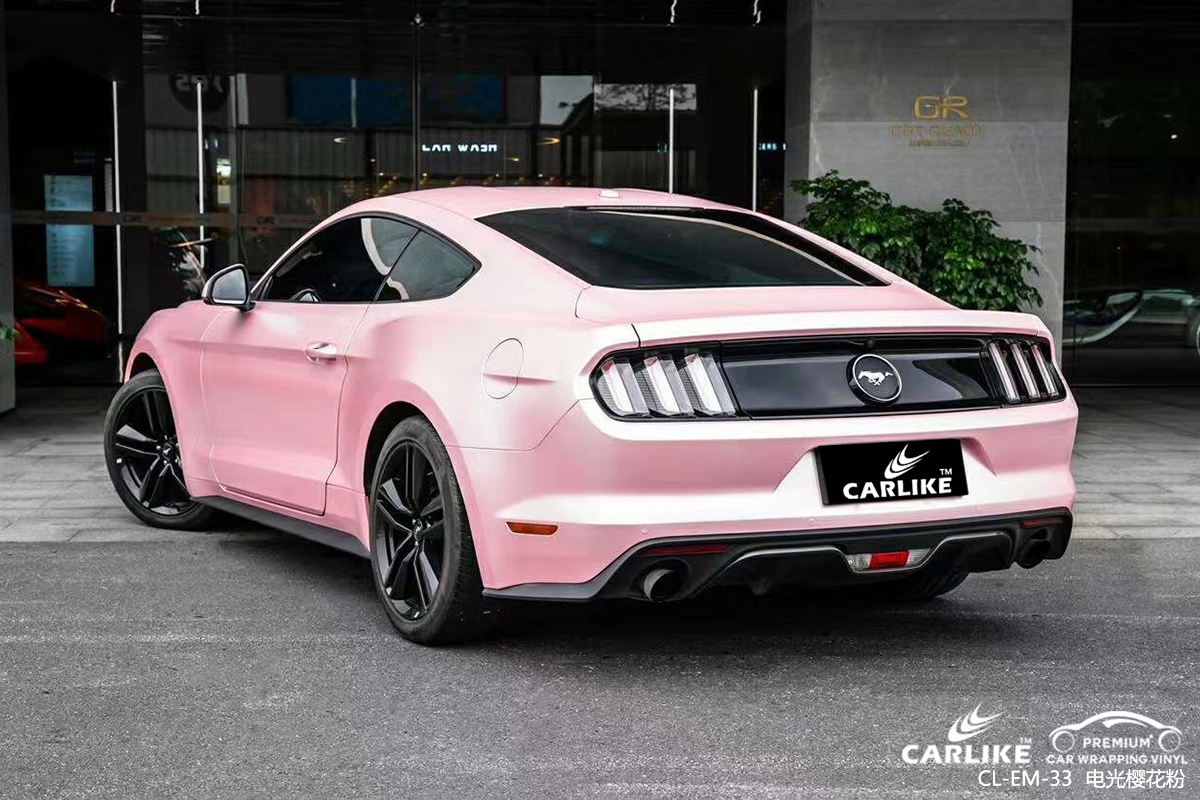 CARLIKE卡莱克™CL-EM-33野马金属电光樱花粉汽车改色膜湘潭贴膜案例图