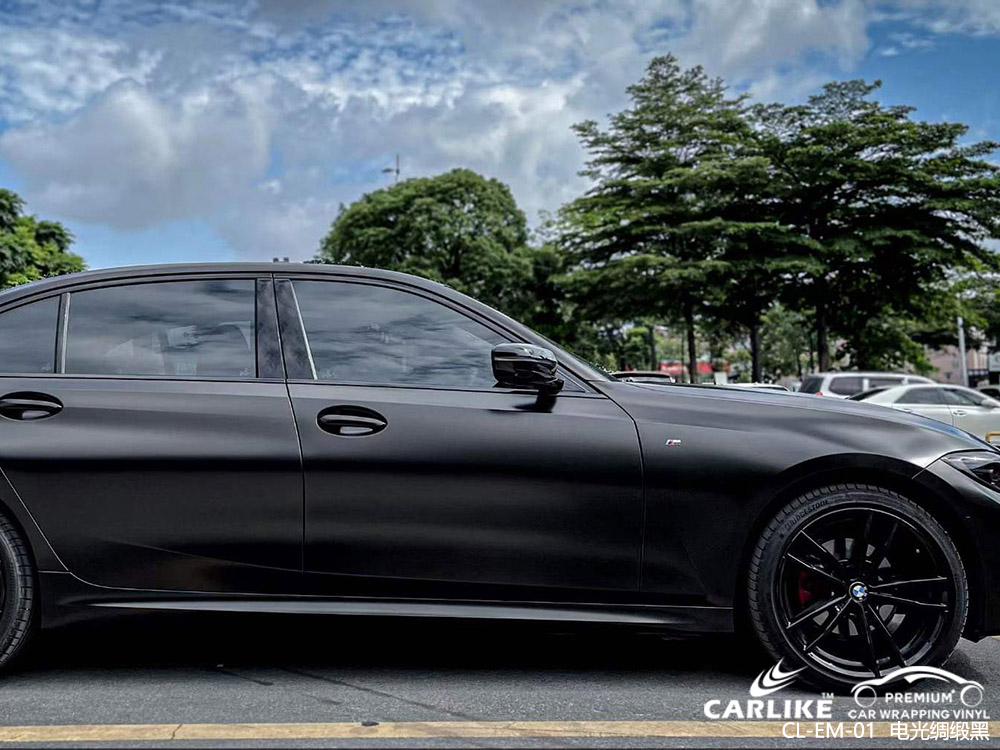 CARLIKE卡莱克™CL-EM-01宝马电光绸缎黑全车贴膜施工